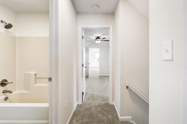706 ROSEMONT DR, Lititz, PA 17543