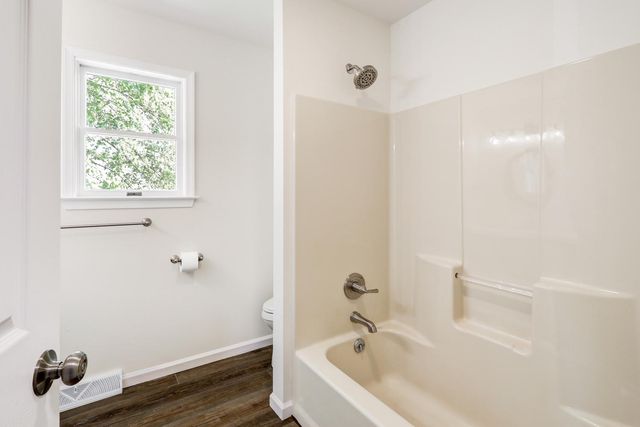 706 ROSEMONT DR, Lititz, PA 17543