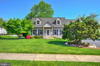 706 ROSEMONT DR, Lititz, PA 17543