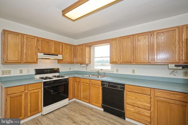 806 LYNNBURY WOODS, Dover, DE 19901