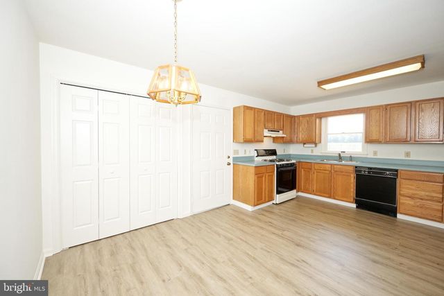 806 LYNNBURY WOODS, Dover, DE 19901