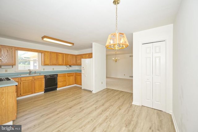 806 LYNNBURY WOODS, Dover, DE 19901