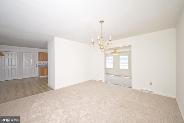 806 LYNNBURY WOODS, Dover, DE 19901