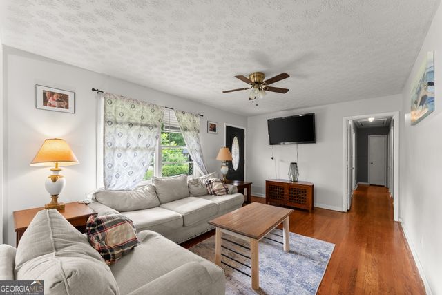 157 Glendale Heights, Winterville, GA 30683