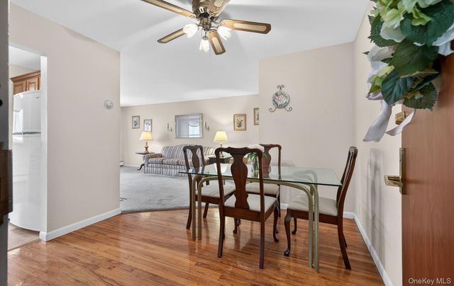 1 Toms Point Lane 3C, Port Washington, NY 11050