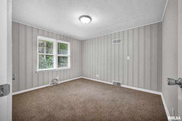 1407 W SUNNYVIEW Drive, Peoria, IL 61614