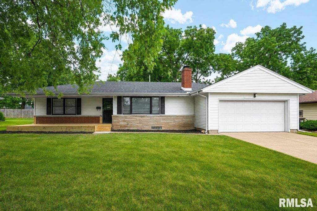 1407 W SUNNYVIEW Drive, Peoria, IL 61614