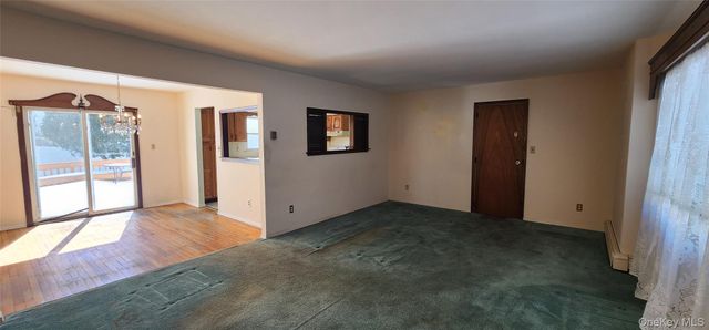 250 Overton Street, Deer Park, NY 11729