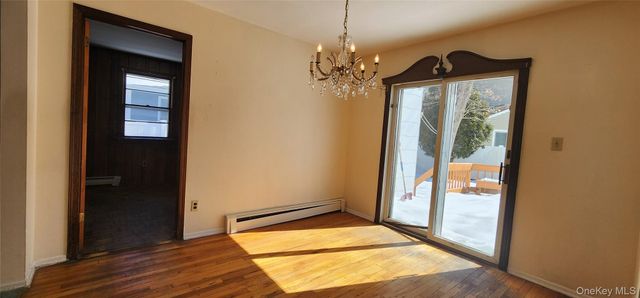 250 Overton Street, Deer Park, NY 11729