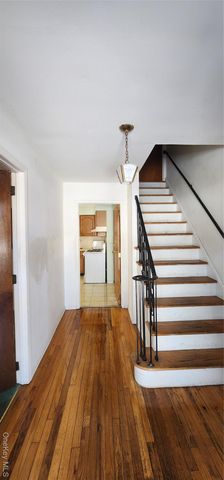 250 Overton Street, Deer Park, NY 11729