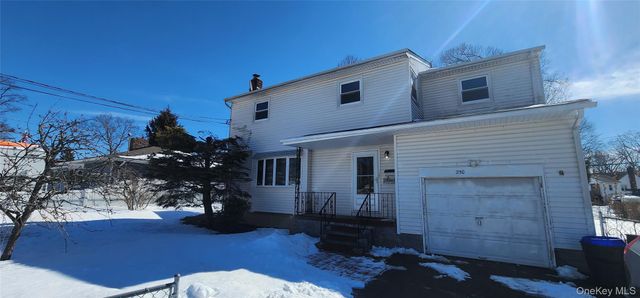 250 Overton Street, Deer Park, NY 11729