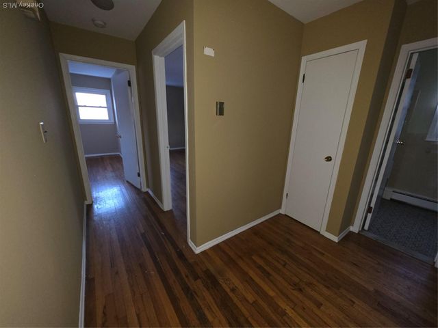 250 Overton Street, Deer Park, NY 11729