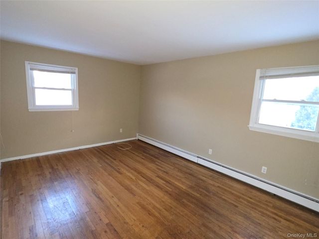 250 Overton Street, Deer Park, NY 11729