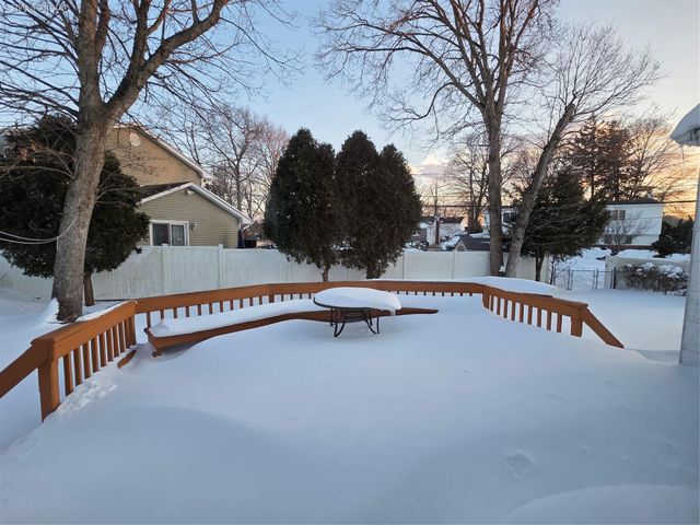 250 Overton Street, Deer Park, NY 11729