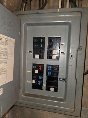 250 Overton Street, Deer Park, NY 11729