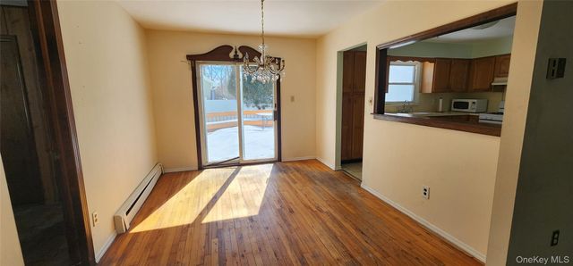 250 Overton Street, Deer Park, NY 11729