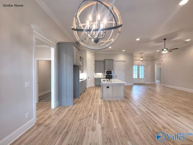 Edmonton - B Avondale Drive, Athens, AL 35613