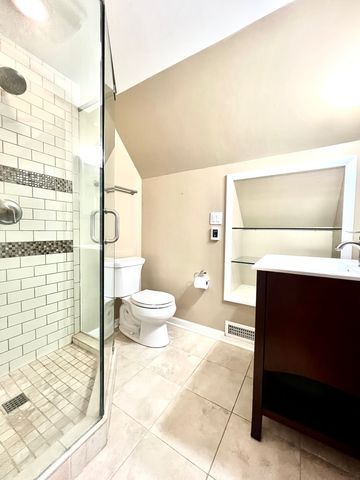 10223 S Spaulding Avenue, Evergreen Park, IL 60805