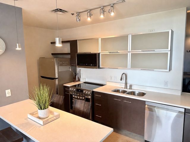 2115 Yeaman Pl Apt 211, Nashville, TN 37206