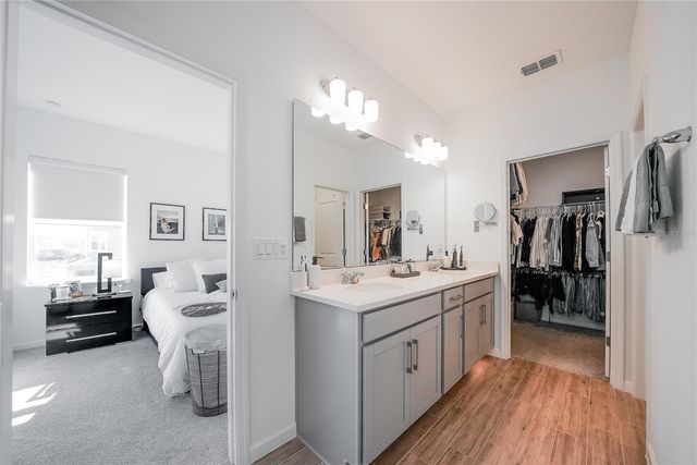 613 DOGFISH LANE, Debary, FL 32713