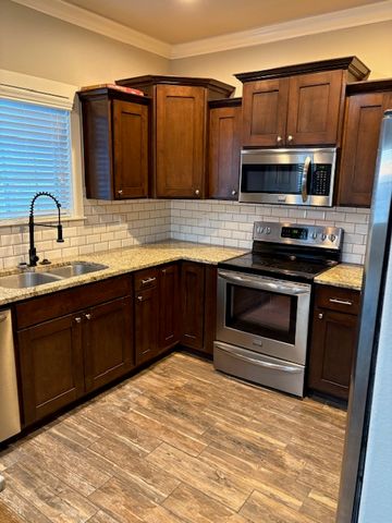 1803 SW Stonegrove Road, Bentonville, AR 72713