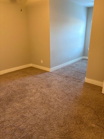 1803 SW Stonegrove Road, Bentonville, AR 72713