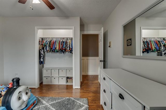 2717 Charleston Road, Edmond, OK 73025