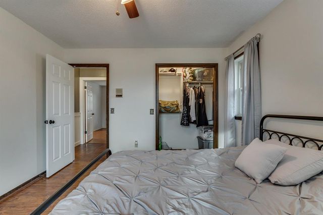 2717 Charleston Road, Edmond, OK 73025