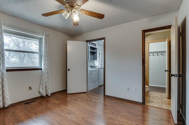 2717 Charleston Road, Edmond, OK 73025