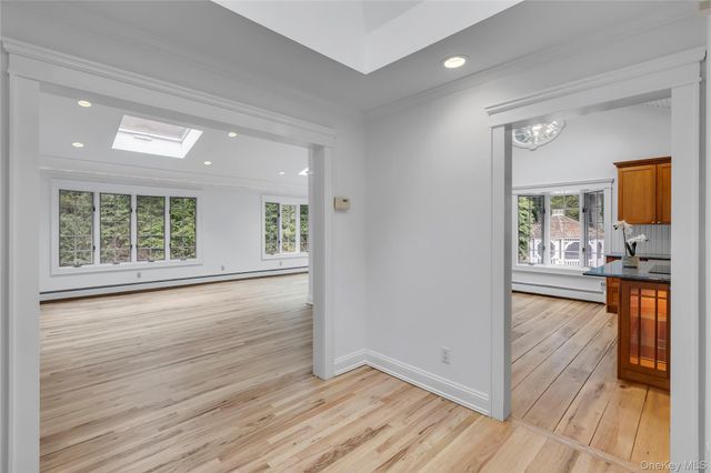 15 Veronica Court, Smithtown, NY 11787