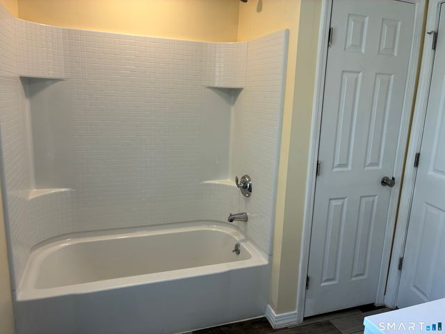 9 Loomis Street, Winchester, CT 06098