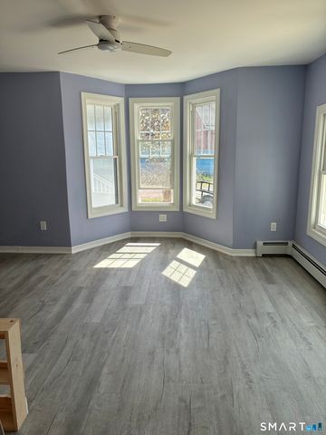 9 Loomis Street, Winchester, CT 06098