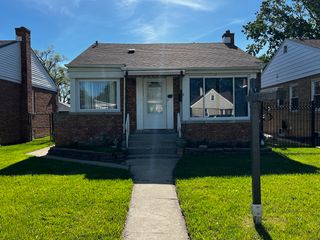 103 Morris Street, Bellwood, IL 60104
