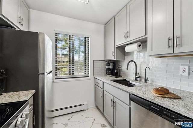 747 Riverside Avenue C-8, Lyndhurst, NJ 07071
