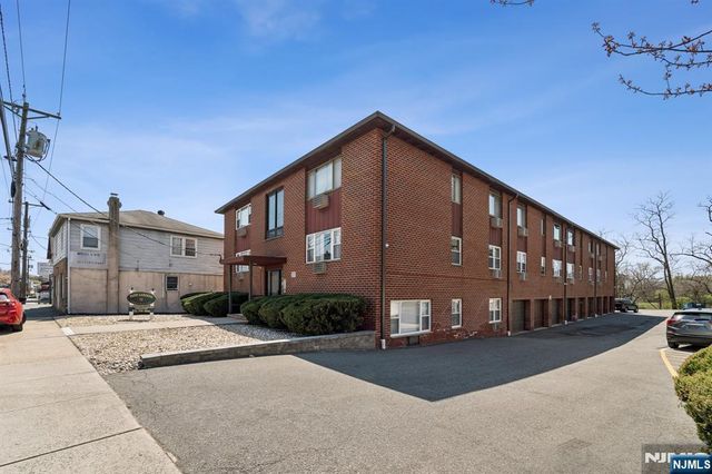 747 Riverside Avenue C-8, Lyndhurst, NJ 07071