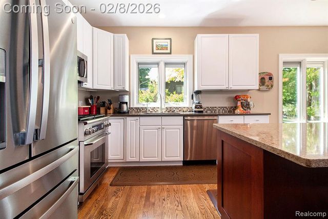 4973 Parview Drive, Clarkston, MI 48346