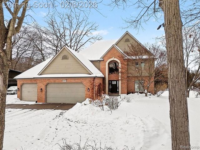 4973 Parview Drive, Clarkston, MI 48346