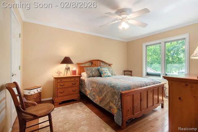 4973 Parview Drive, Clarkston, MI 48346