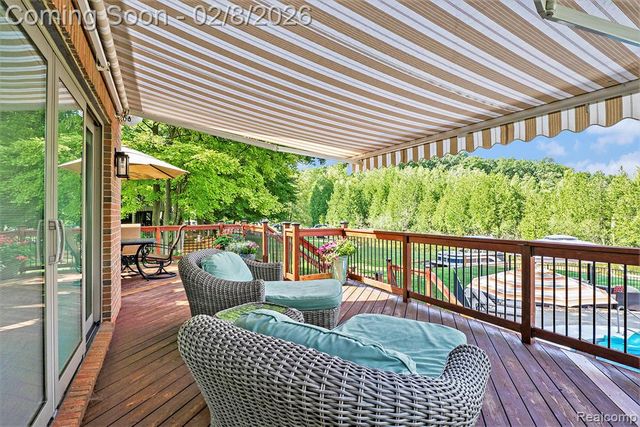 4973 Parview Drive, Clarkston, MI 48346