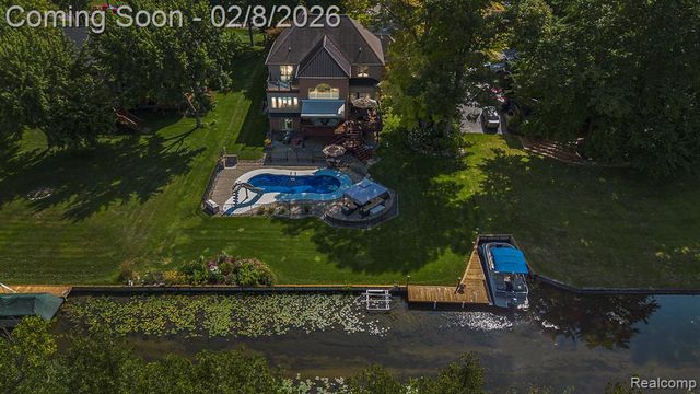 4973 Parview Drive, Clarkston, MI 48346