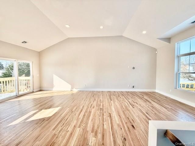 40 St George Drive, Shirley, NY 11967