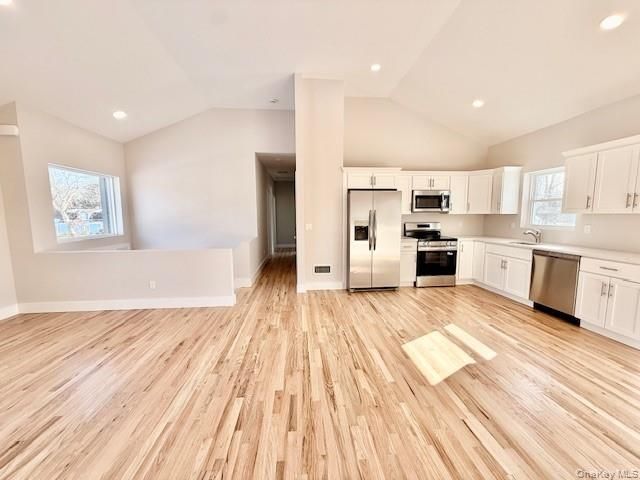 40 St George Drive, Shirley, NY 11967