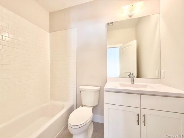 40 St George Drive, Shirley, NY 11967