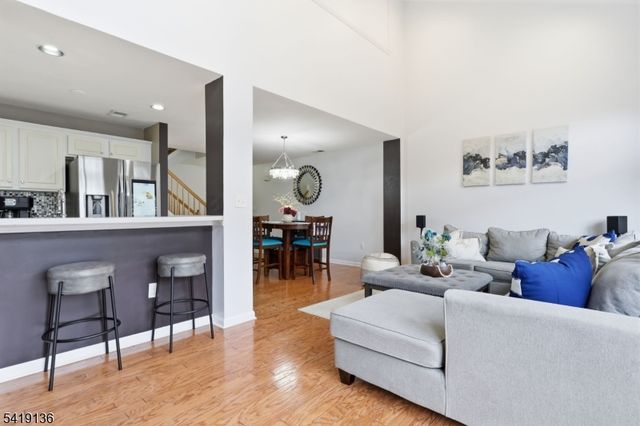 212 Swanstrom Pl, Union Twp., NJ 07083