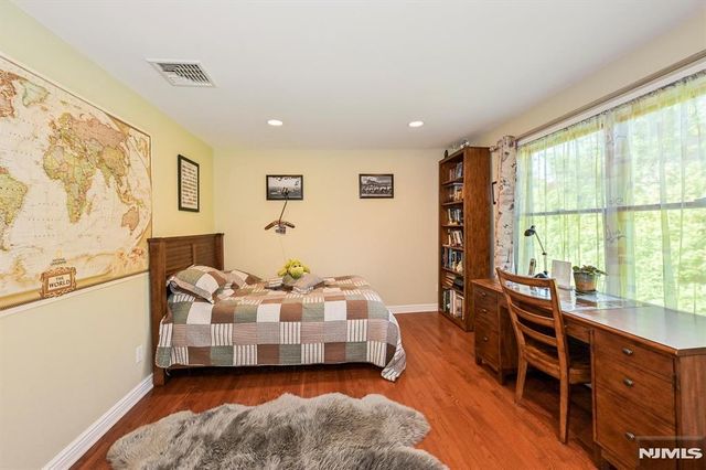 111 Magnolia Avenue, Cresskill, NJ 07626