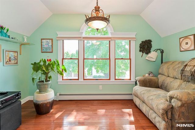 111 Magnolia Avenue, Cresskill, NJ 07626