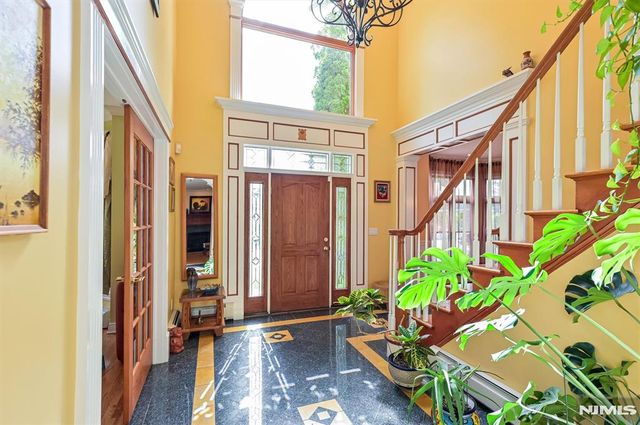 111 Magnolia Avenue, Cresskill, NJ 07626