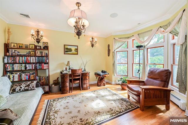111 Magnolia Avenue, Cresskill, NJ 07626