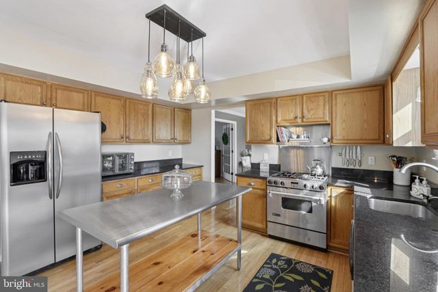 54 S COUNTY LINE RD, Telford, PA 18969