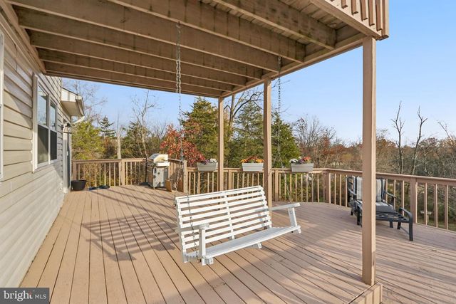 54 S COUNTY LINE RD, Telford, PA 18969